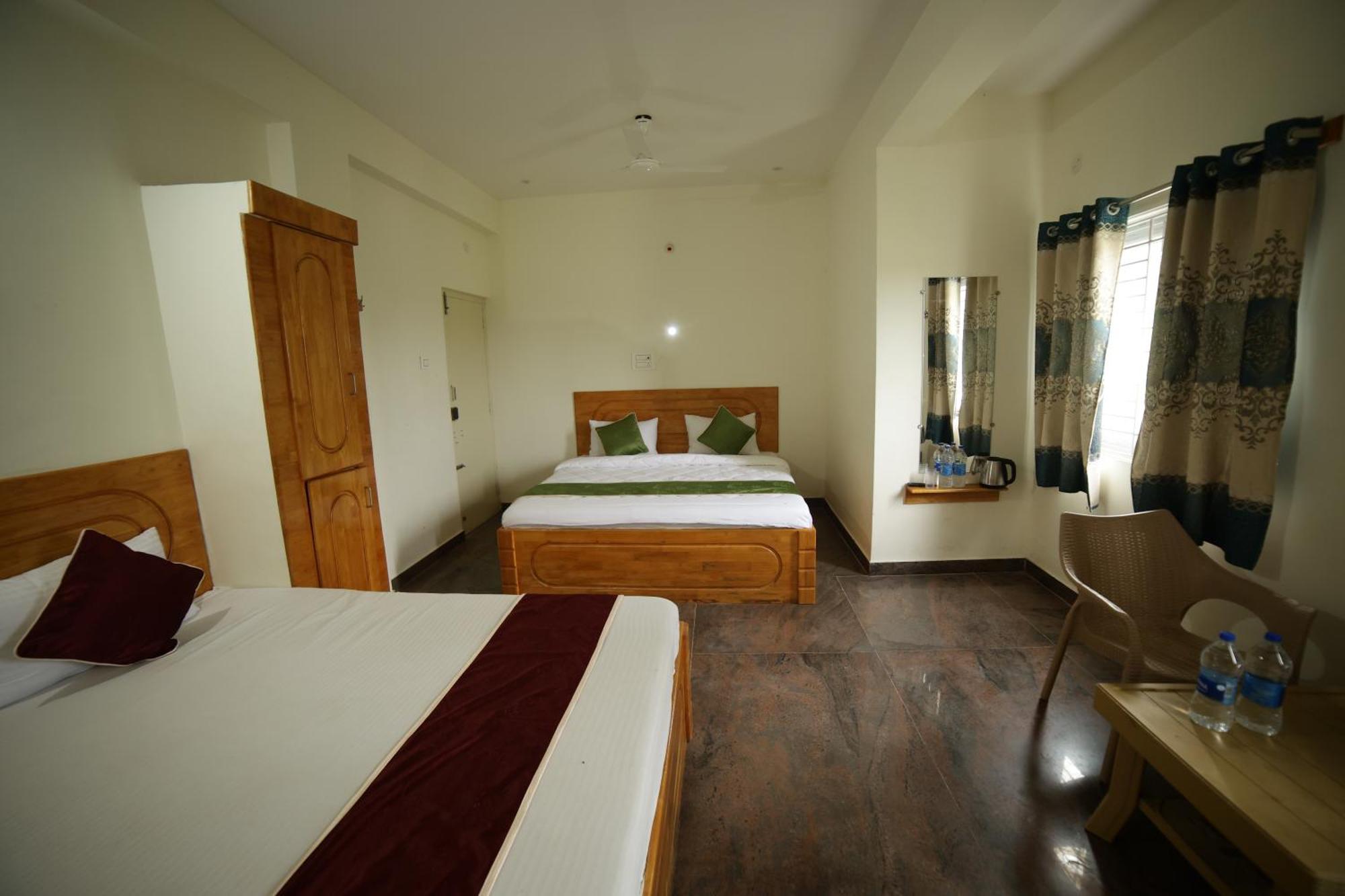 Naksha Tree Hotels - Yelagiri Exterior foto
